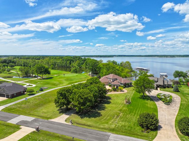 5041 Lake Breeze Road, Grove, OK 74344