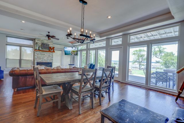 5041 Lake Breeze Road, Grove, OK 74344