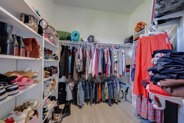 5041 Lake Breeze Road, Grove, OK 74344