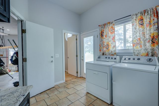 5041 Lake Breeze Road, Grove, OK 74344