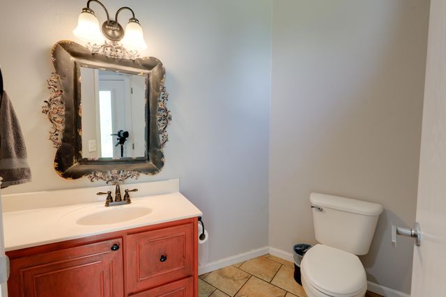 5041 Lake Breeze Road, Grove, OK 74344