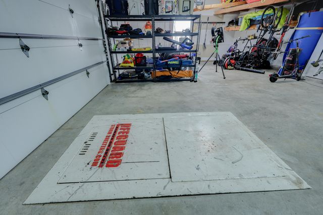 5041 Lake Breeze Road, Grove, OK 74344