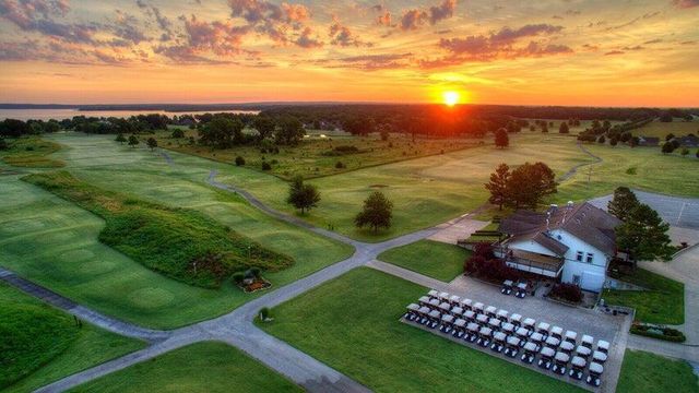 5041 Lake Breeze Road, Grove, OK 74344