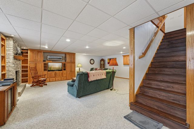 29805 Broadway Street, Lindstrom, MN 55045