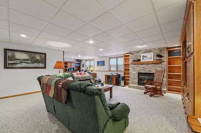 29805 Broadway Street, Lindstrom, MN 55045