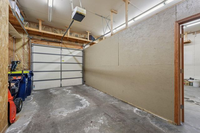 29805 Broadway Street, Lindstrom, MN 55045