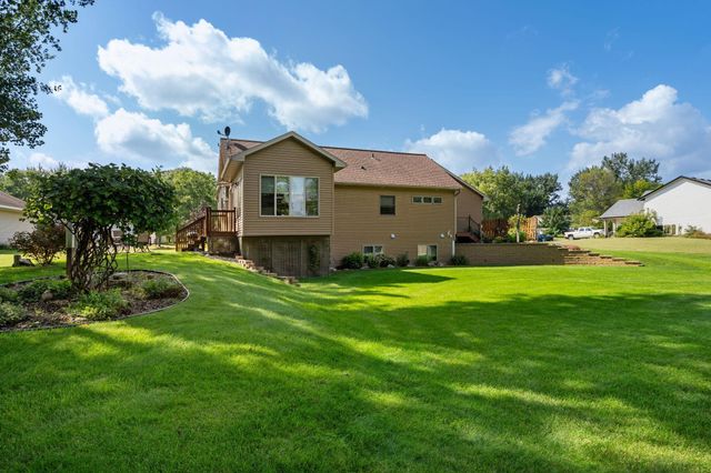 29805 Broadway Street, Lindstrom, MN 55045