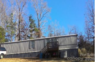 1357 Airport Rhodhiss Road 2, Hickory, NC 28601