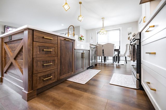 1205 Skyview Circle NW, Rochester, MN 55901