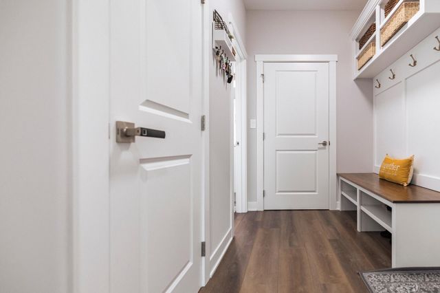 1205 Skyview Circle NW, Rochester, MN 55901