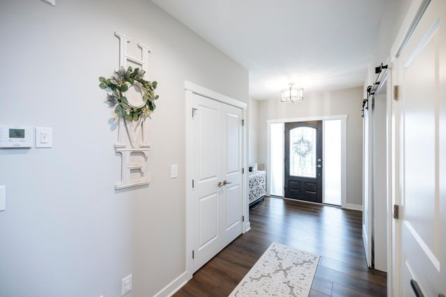 1205 Skyview Circle NW, Rochester, MN 55901