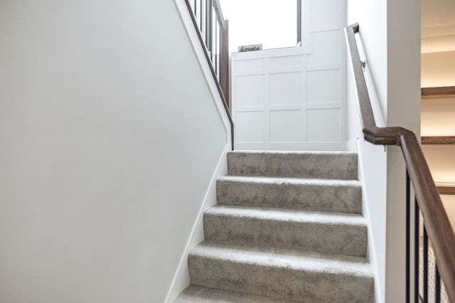 1205 Skyview Circle NW, Rochester, MN 55901