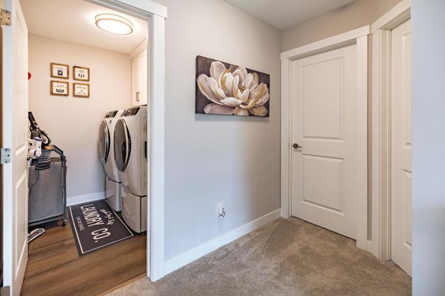 1205 Skyview Circle NW, Rochester, MN 55901