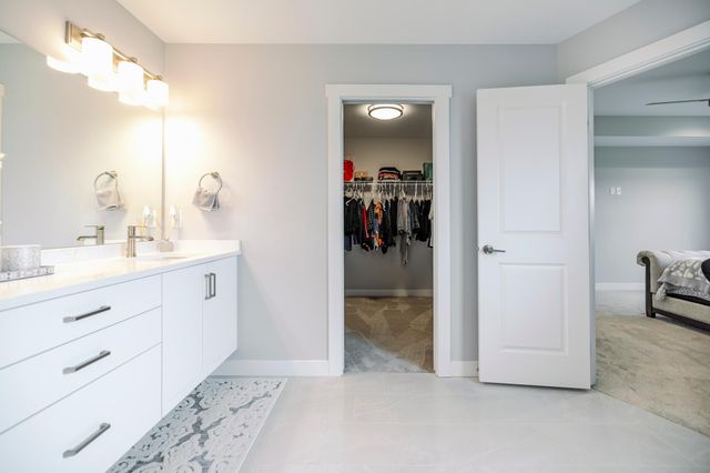 1205 Skyview Circle NW, Rochester, MN 55901