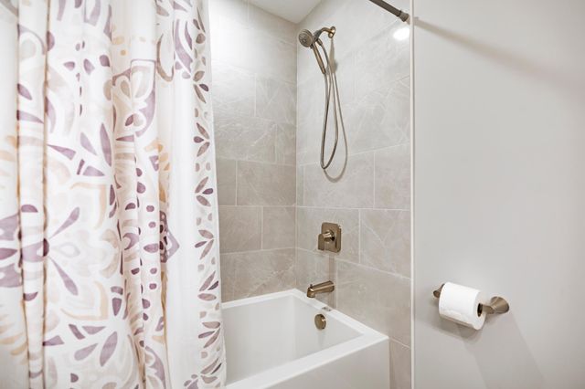 1205 Skyview Circle NW, Rochester, MN 55901