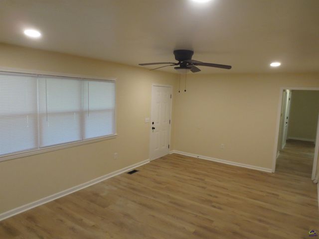 141 Wall Street, Warner Robins, GA 31088