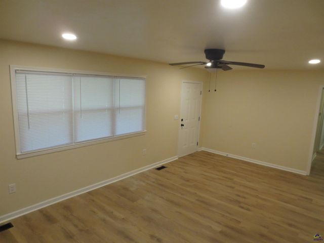 141 Wall Street, Warner Robins, GA 31088