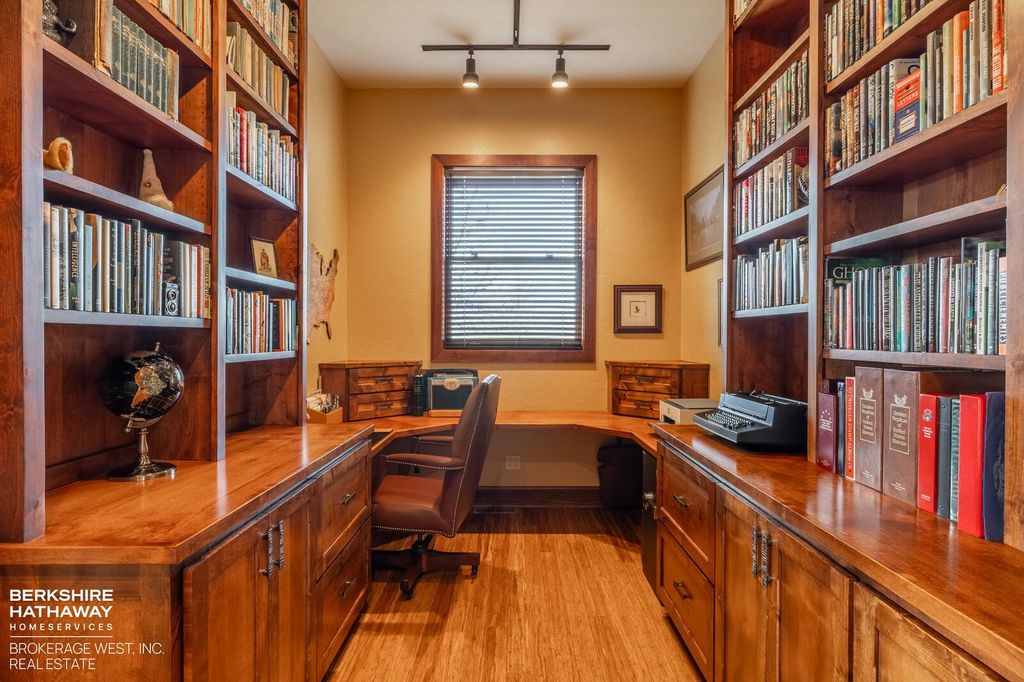 15 Hancock Dr, Cody, WY 82414 photo 19