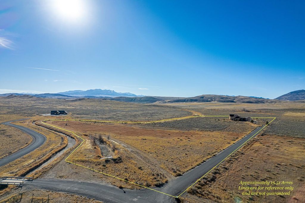 15 Hancock Dr, Cody, WY 82414 photo 3