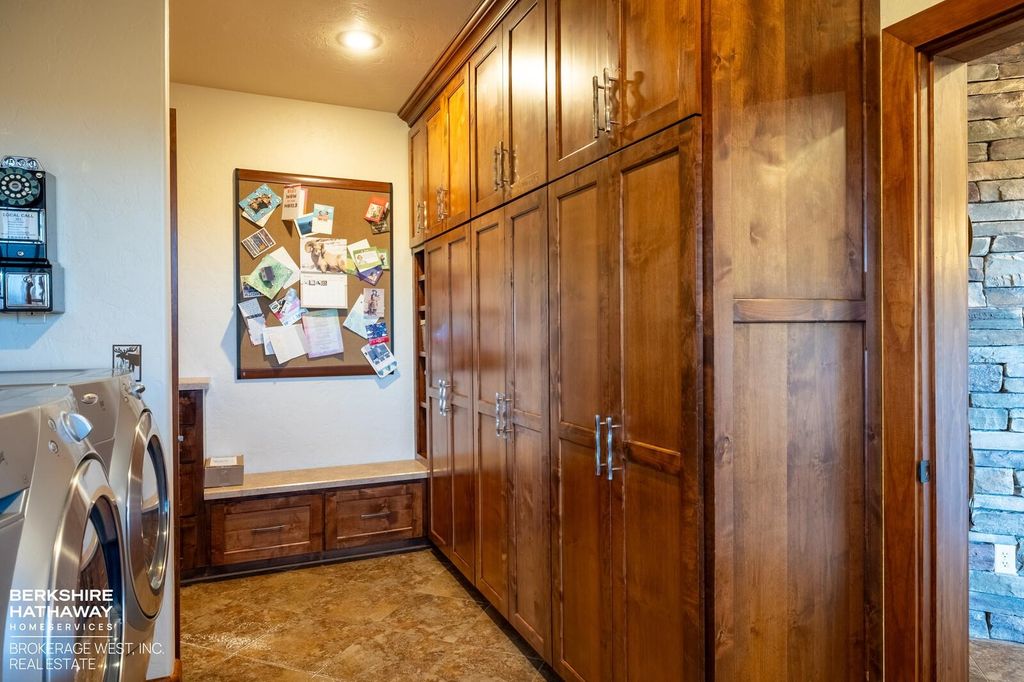 15 Hancock Dr, Cody, WY 82414 photo 44