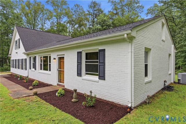 10152 Georgetown Rd, Mechanicsville, VA 23116