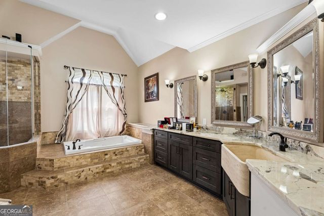 715 Clubside Drive, Roswell, GA 30076