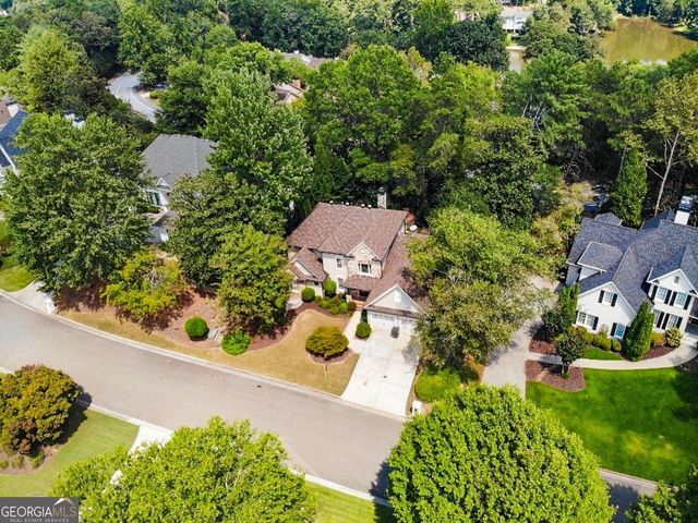 715 Clubside Drive, Roswell, GA 30076