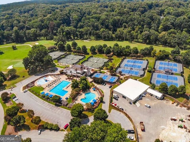 715 Clubside Drive, Roswell, GA 30076