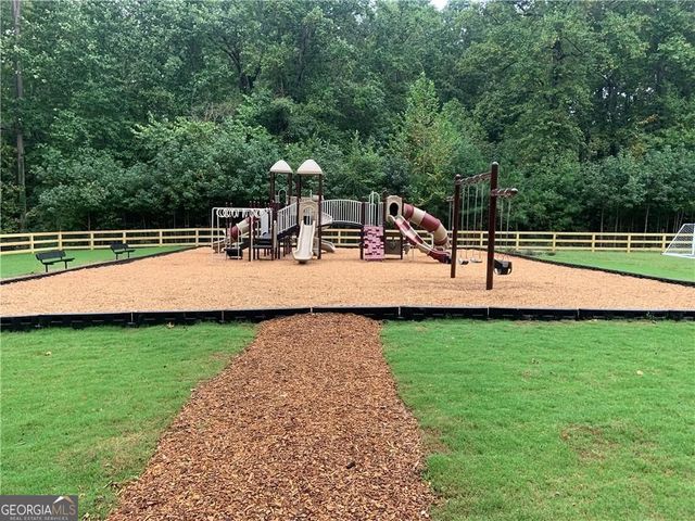 715 Clubside Drive, Roswell, GA 30076