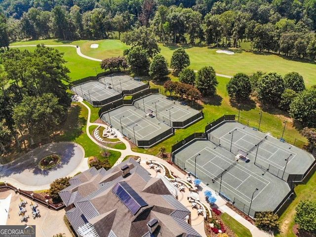 715 Clubside Drive, Roswell, GA 30076
