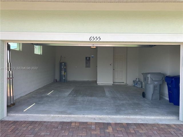 6555 Barbados Court, Vero Beach, FL 32967