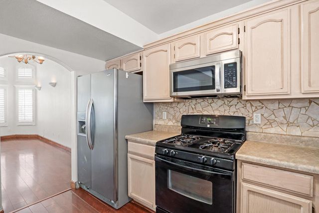 12328 Jan Herring Way, El Paso, TX 79936