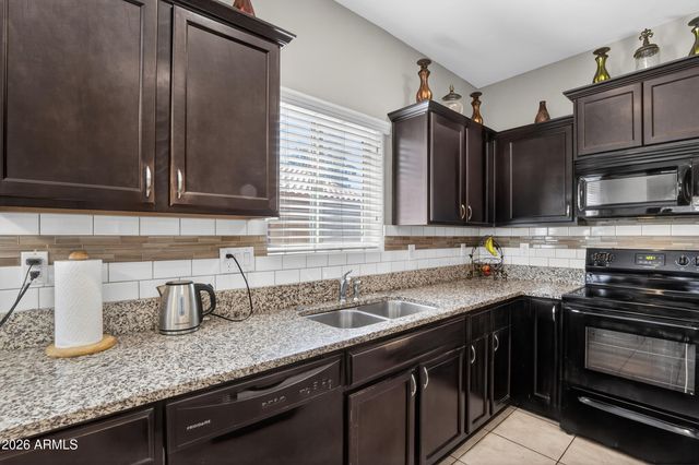 4713 S 237 Drive, Buckeye, AZ 85326