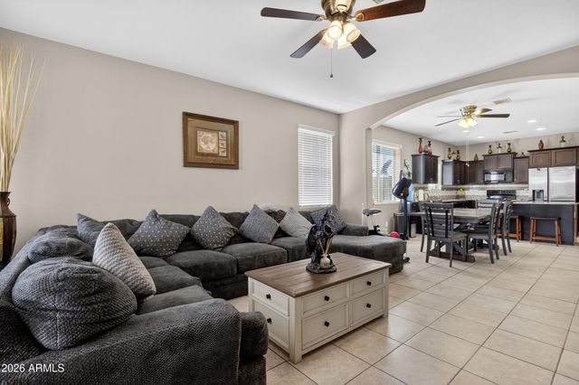 4713 S 237 Drive, Buckeye, AZ 85326