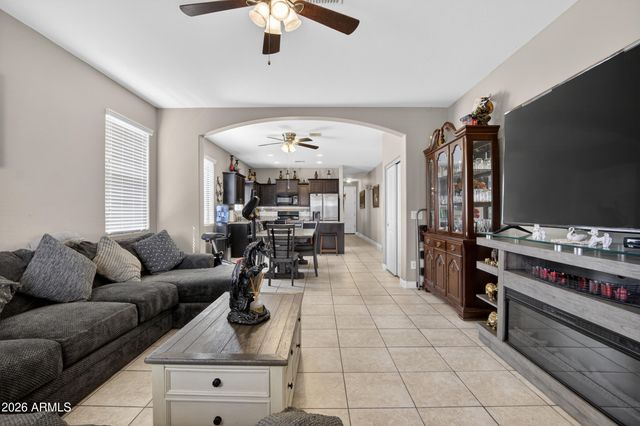 4713 S 237 Drive, Buckeye, AZ 85326