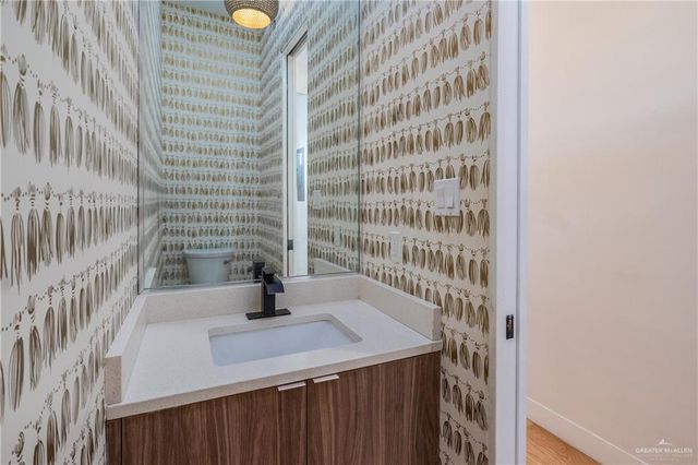 915 Santa Lucia Drive, Mission, TX 78572