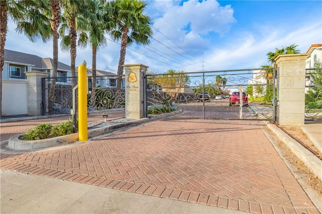 915 Santa Lucia Drive, Mission, TX 78572