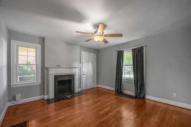 494 Bob O Link Drive 102, Lexington, KY 40503