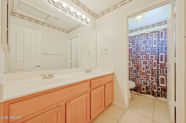 5819 W WETHERSFIELD Drive, Glendale, AZ 85304