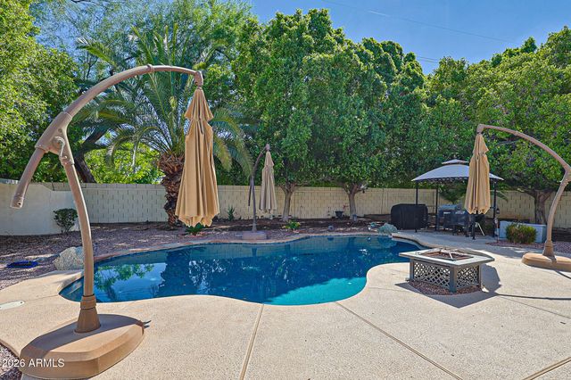 5819 W WETHERSFIELD Drive, Glendale, AZ 85304