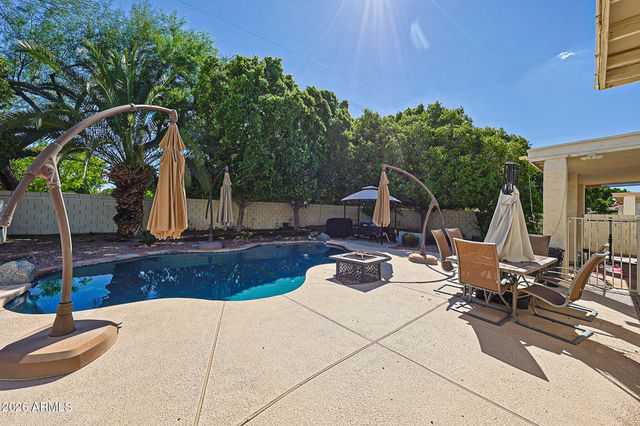 5819 W WETHERSFIELD Drive, Glendale, AZ 85304