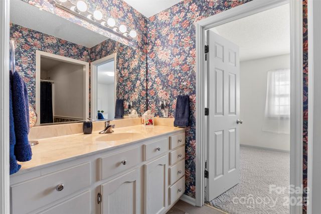 168 Game Trail, Thomasville, NC 27360