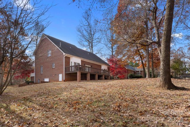 168 Game Trail, Thomasville, NC 27360