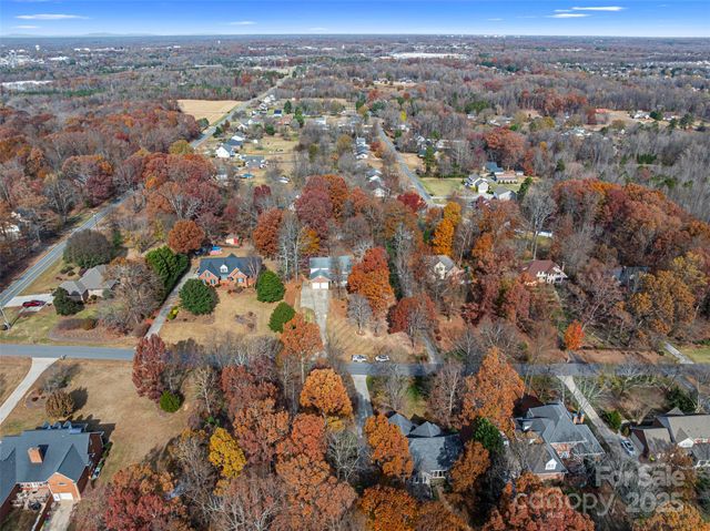 168 Game Trail, Thomasville, NC 27360