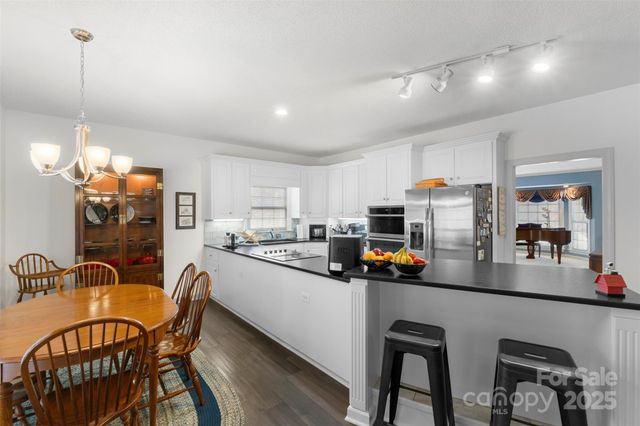 168 Game Trail, Thomasville, NC 27360