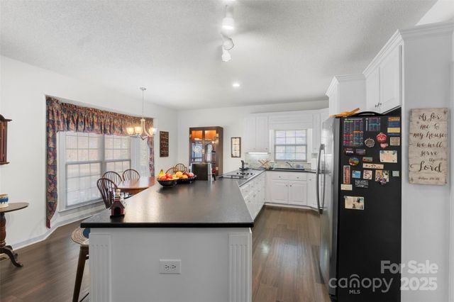 168 Game Trail, Thomasville, NC 27360