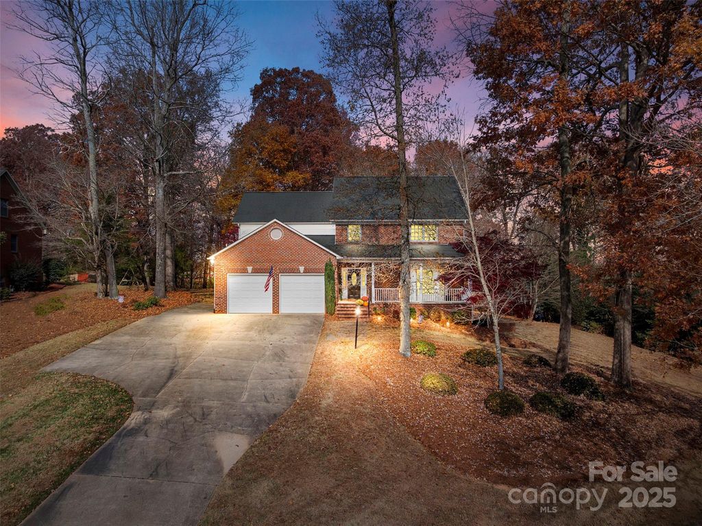 168 Game Trail, Thomasville, NC 27360