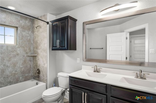 240 Bamberger Avenue, New Braunfels, TX 78132