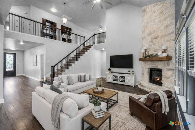 240 Bamberger Avenue, New Braunfels, TX 78132