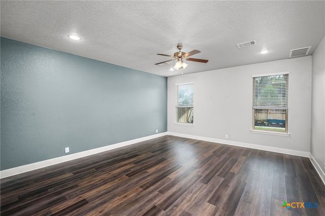 240 Bamberger Avenue, New Braunfels, TX 78132